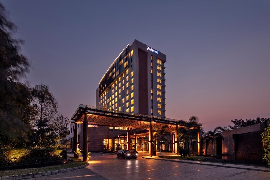 Radisson Outdoor